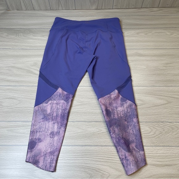 CALIA by Carrie Underwood Purple Capri Exercise Leggings Size Large - Picture 3 of 10